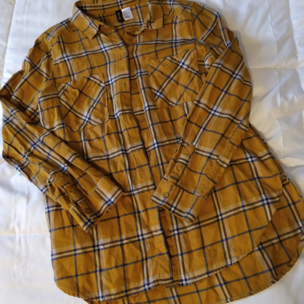 H & M Mustard Flannel - Size Medium
